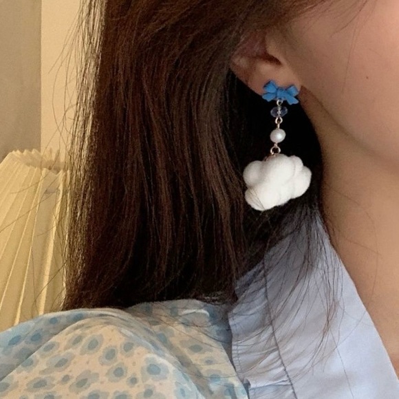 🔥2/$20 Rain Cloud Earrings Raining Earrings Rain Drop Earrings S925 Pin - Picture 4 of 7